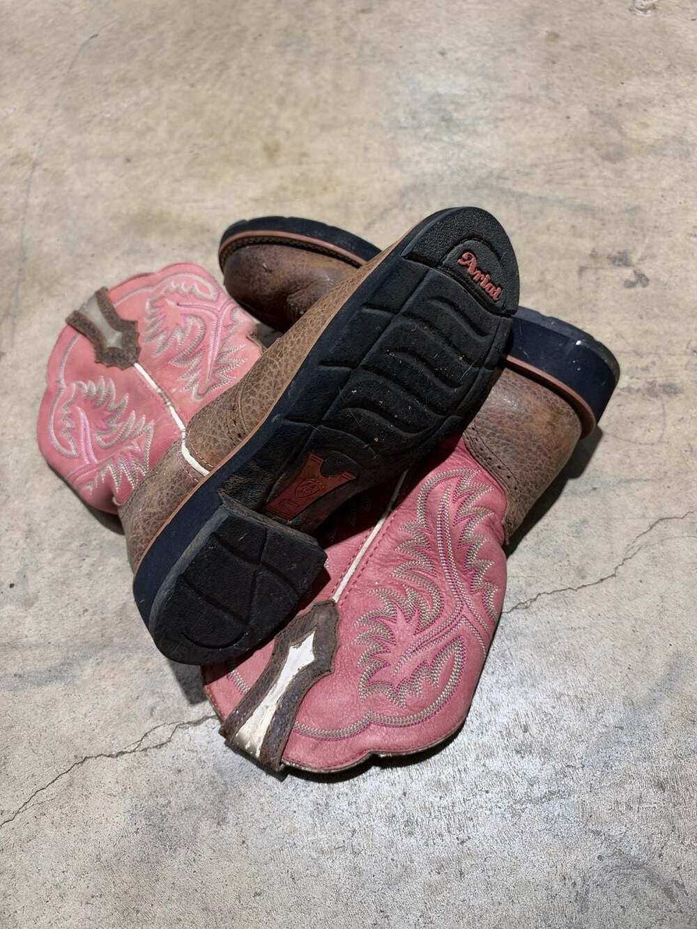 Ariat Fatbaby Cowboy Boots Size US 6B Brown Pink Leather Western